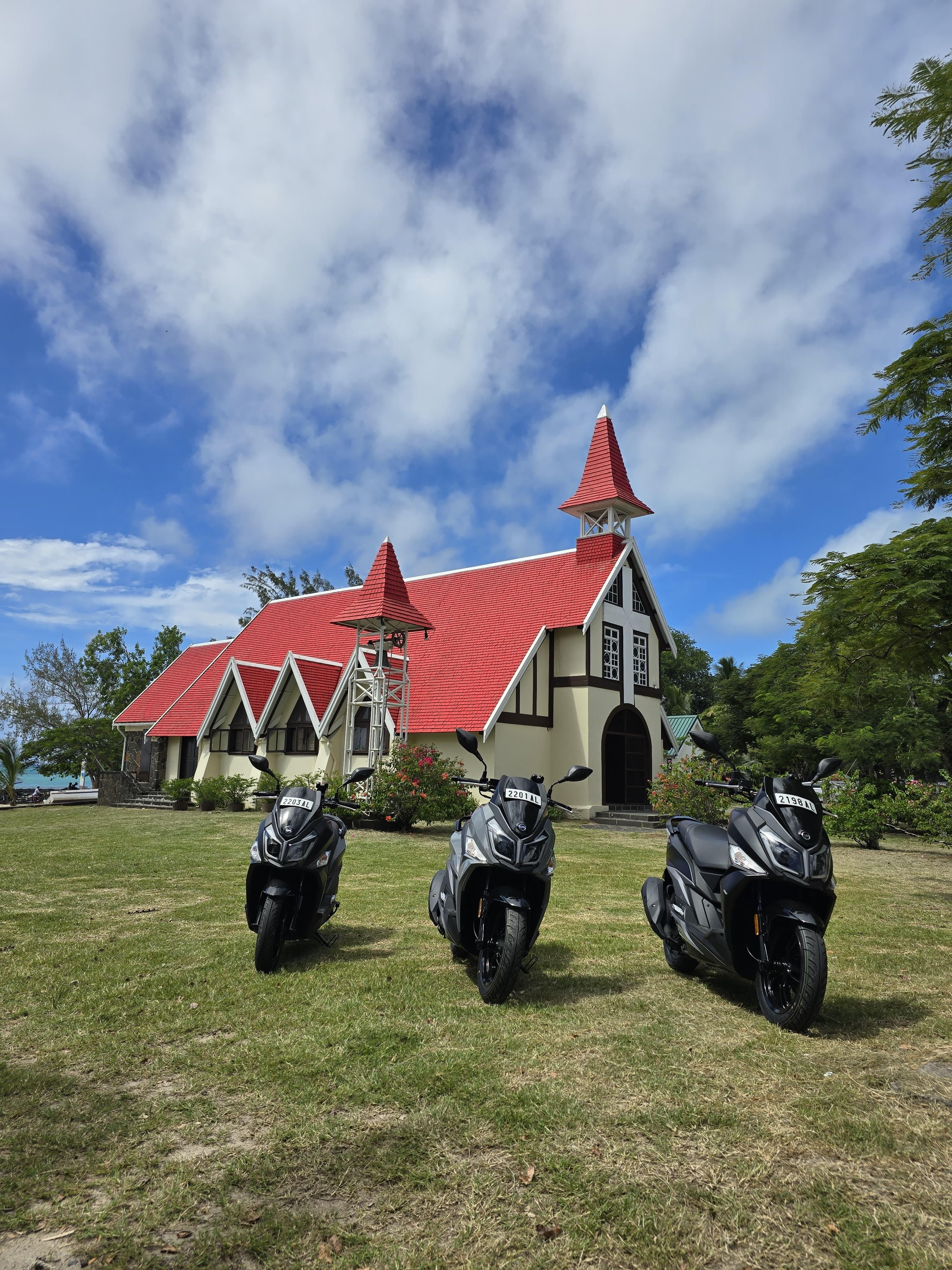 Island bike rental slide 1